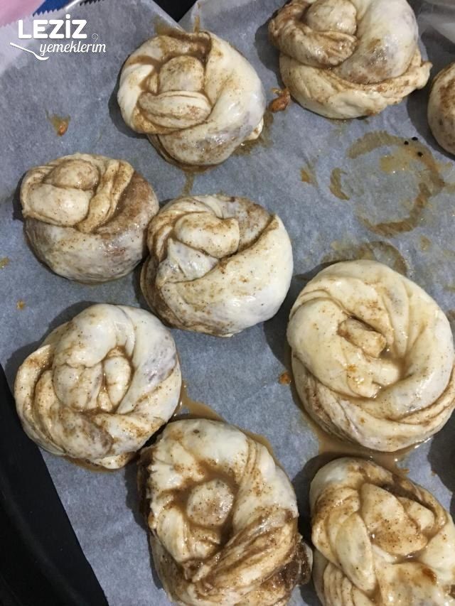 Nefis Haşhaşlı Cevizli Çörek