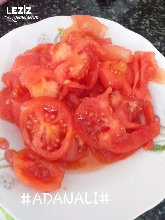 Kaşarlı Biberli Domates Sote