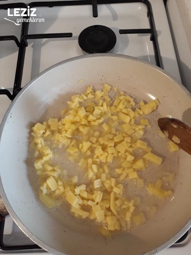 Kahvaltılık Patatesli Omlet