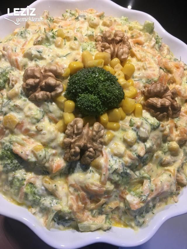 Havuçlu Mısırlı Brokoli Salatası