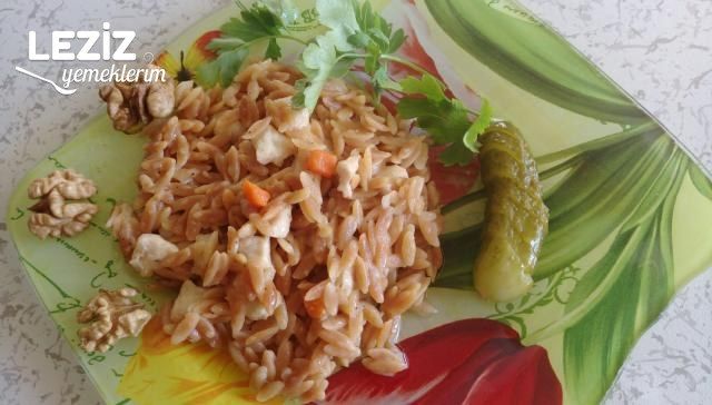 Nefis Tavuklu Şehriye Pilavı