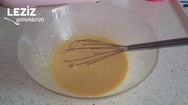 Sebzeli Peynirli Omlet Böreği