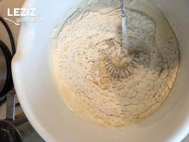 Elmalı Cevizli Tarçınlı Kek