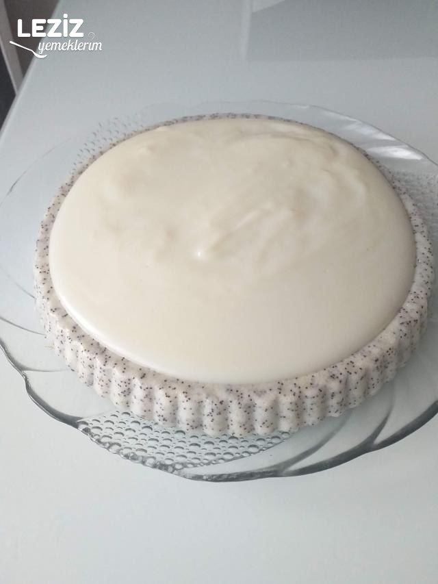 Haşhaşlı Sütlü İrmik Tatlısı Tarifi