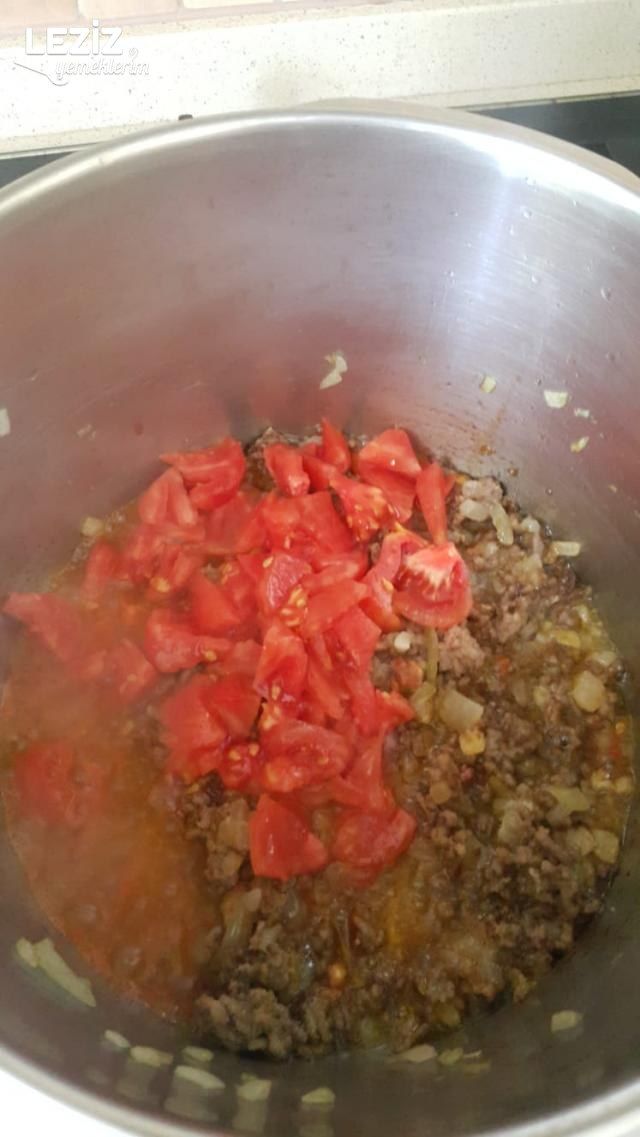 Kıymalı Fasulye Yemeği (Düdüklü Tencerede)