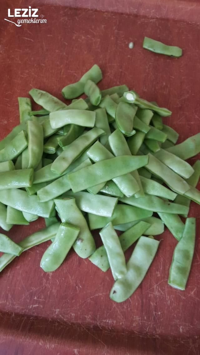 Kıymalı Fasulye Yemeği (Düdüklü Tencerede)