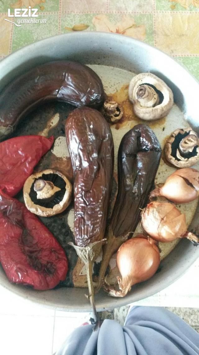 Mantarlı Patlıcan Salatası