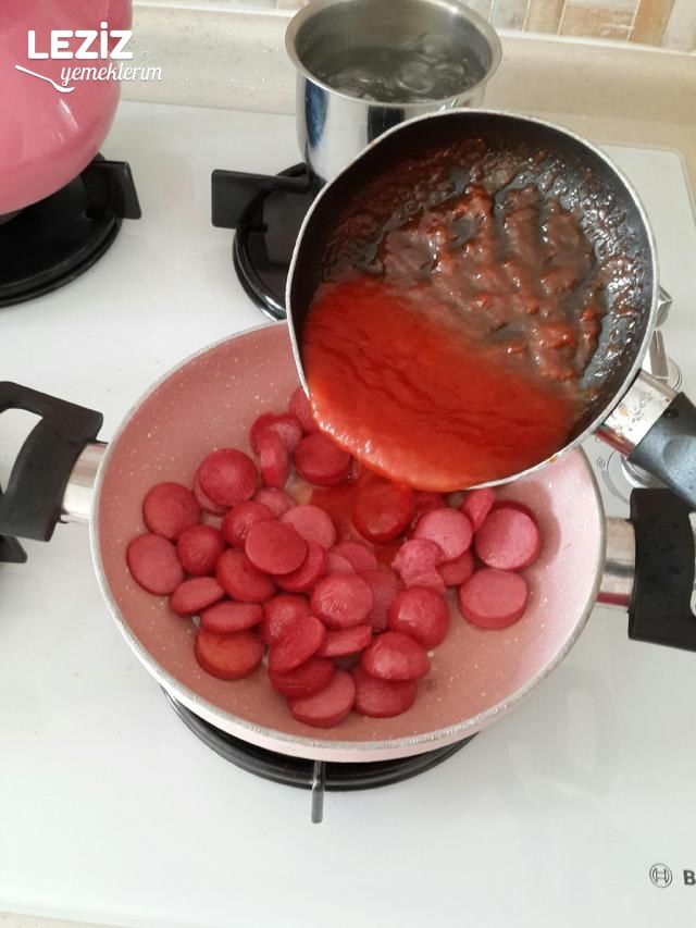 Kahvaltılık Salçalı Sosis