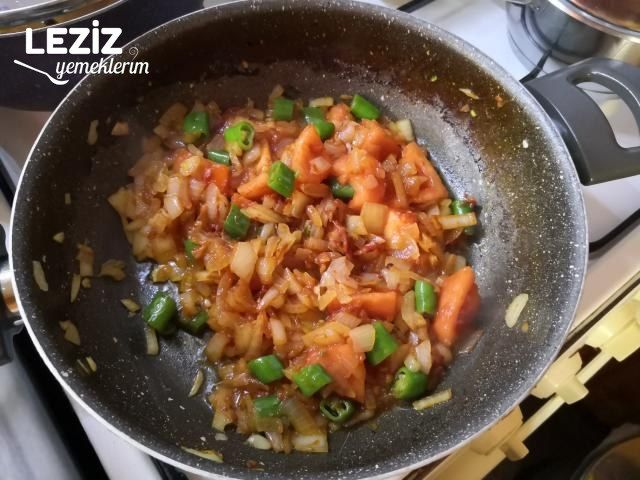 Kuzu Etli Mantarlı Porsiyon Güveç