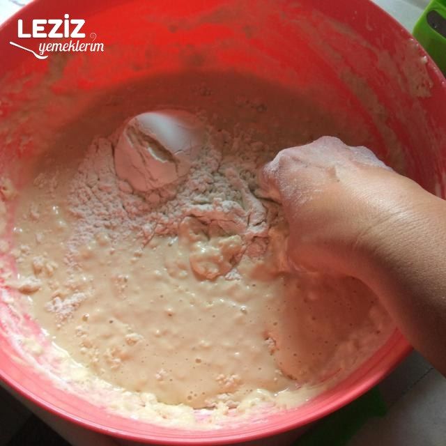 Ev Yapımı Çiçek Ekmek Tarifi