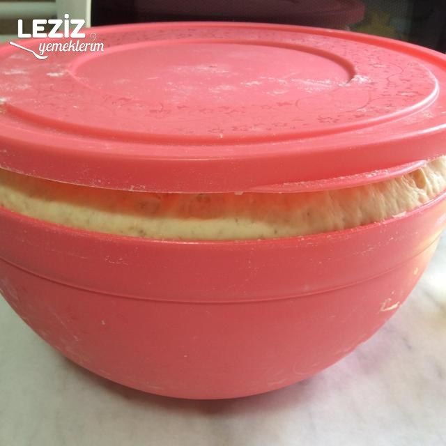 Ev Yapımı Çiçek Ekmek Tarifi