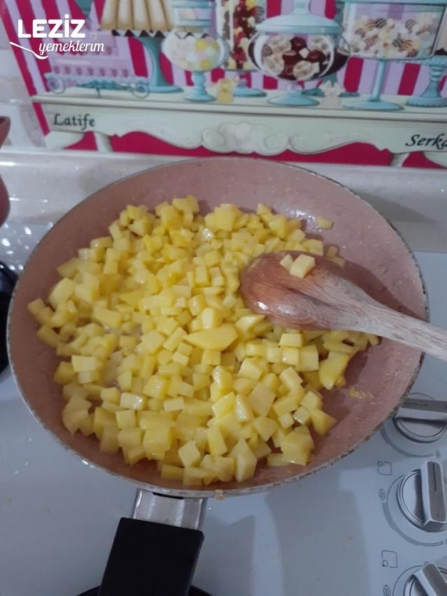 Patates Rüyası (Patatesli Omlet)