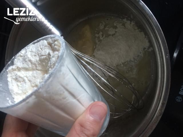 Burçak Büsküvili Muhallebili Pasta