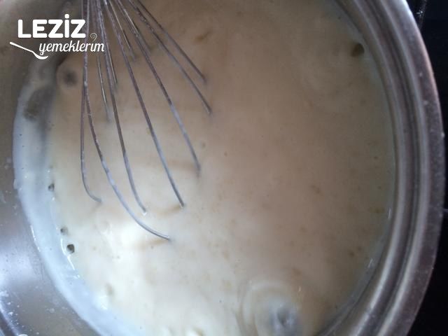 Burçak Büsküvili Muhallebili Pasta