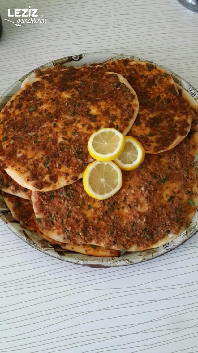 Evde Lahmacun Nasıl Yapılır