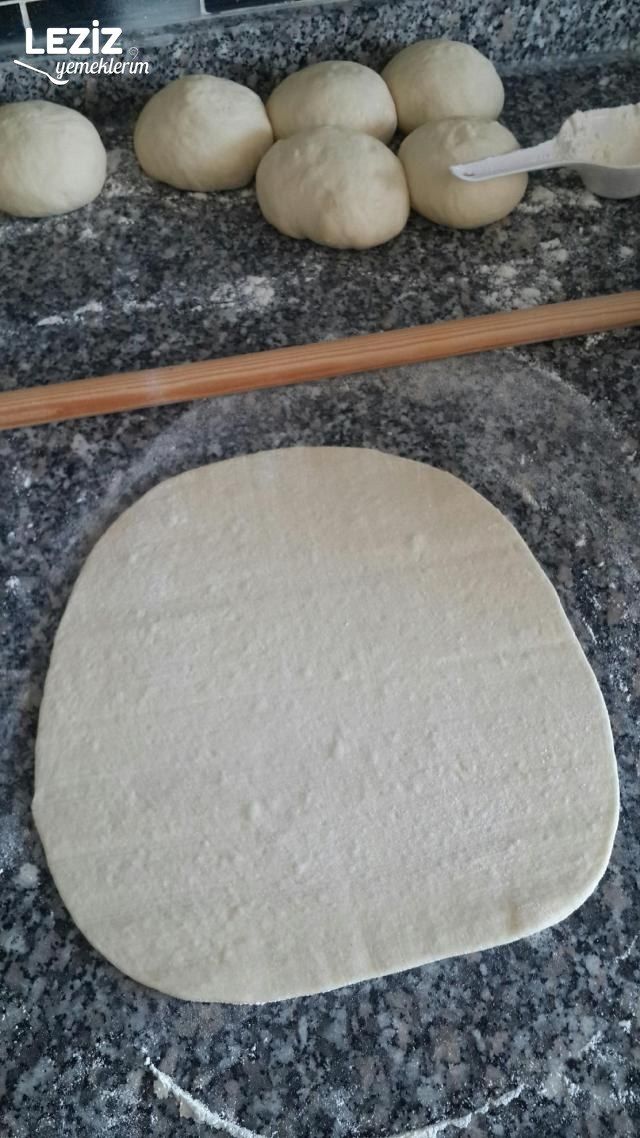 Evde Lahmacun Nasıl Yapılır