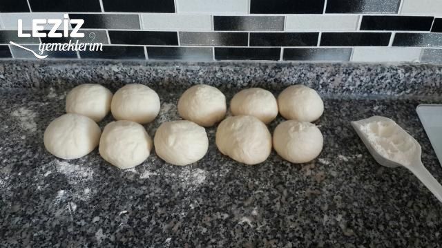 Evde Lahmacun Nasıl Yapılır