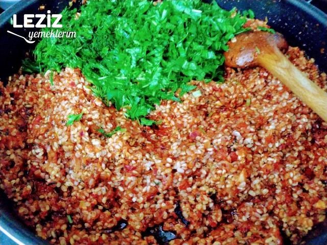 Soslu Lahana Sarması