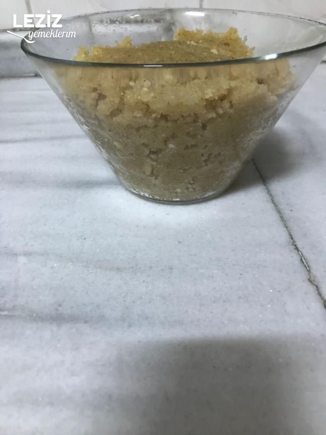 Kolay İrmik Helvası