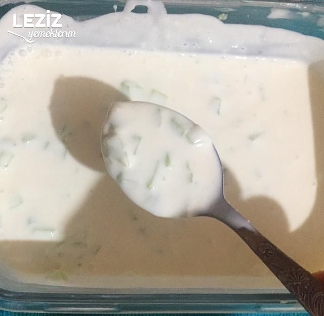 Brokoli Sapı Cacığı