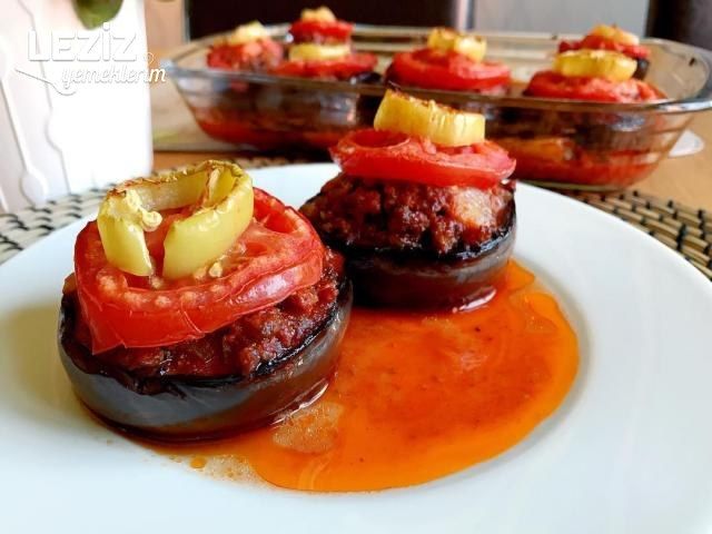 Değişik Sunumda Karnıyarık Yemeği