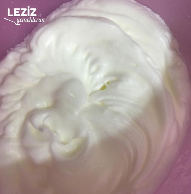 Ispanaklı Kremalı  Pasta