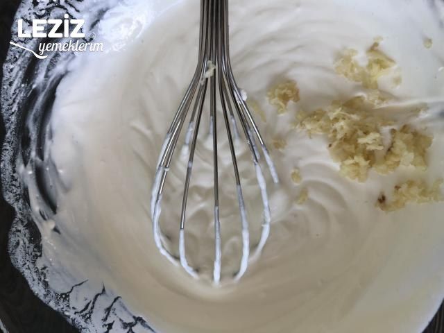 Cacık Tarifi Nasıl Yapılır