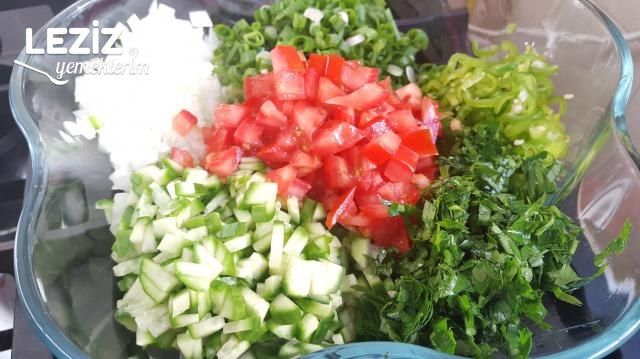 5 Dk’da Nefis Kebapçı Salatası