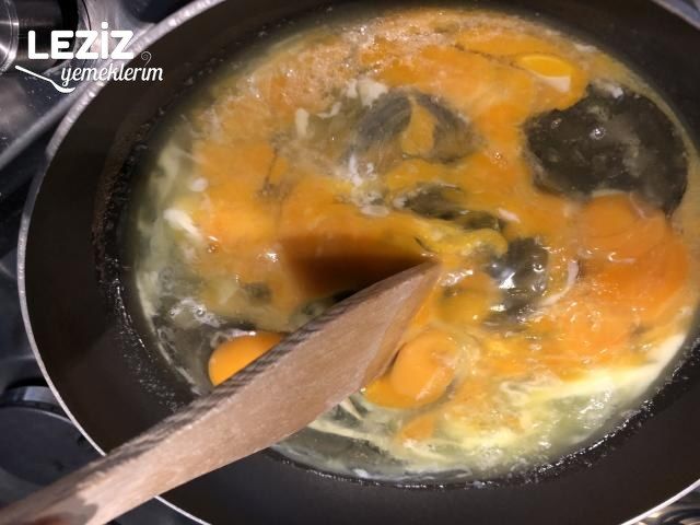 Çırpılmış Yumurta (Scrambled Eggs)
