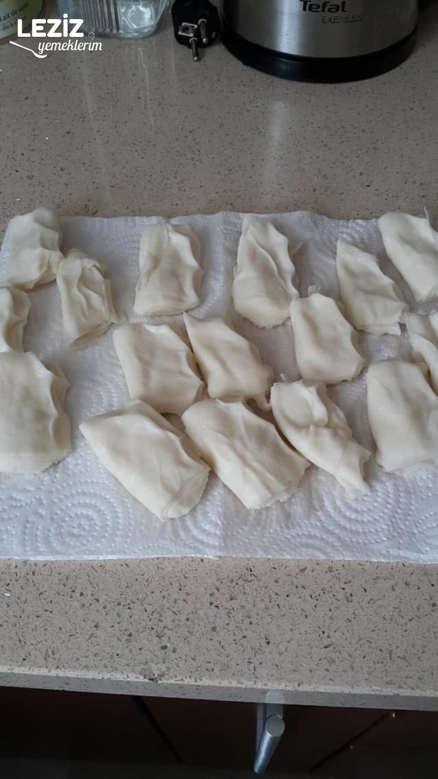 Yufkadan Kahvaltılık Puf Tarifi