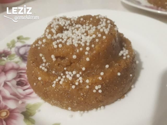 Karamelize İrmik Helvası