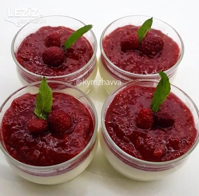 Panna Cotta (Nefis İtalyan Lezzeti)