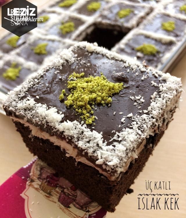 Üç Katlı Islak Kek