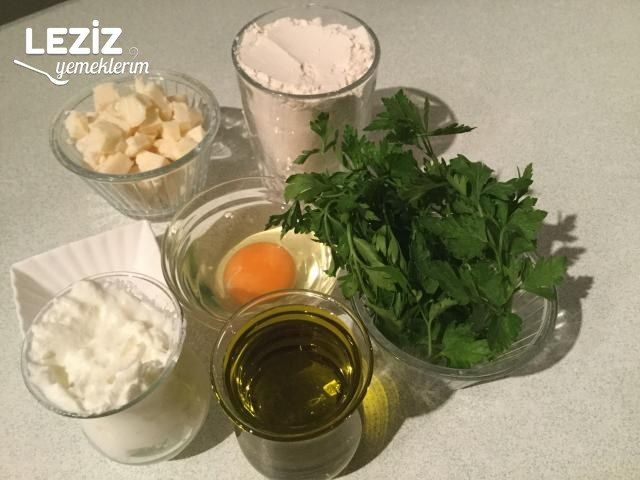 Kolay Kıyır Poğaça