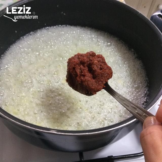 Yufkayla Midye Börek (Detaylı Resimli Anlatım)