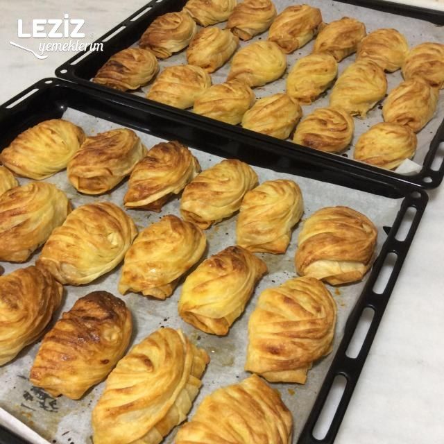 Yufkayla Midye Börek (Detaylı Resimli Anlatım)