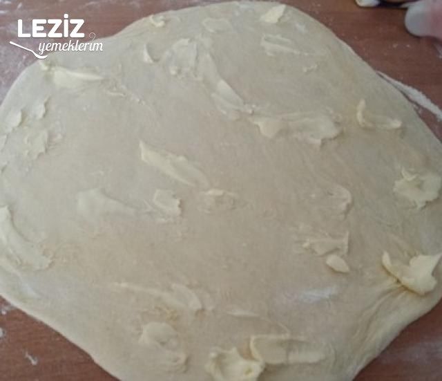 Katmer Tadında El Açması Çörek  (Tel Tel)