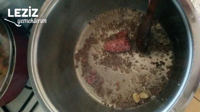 Kıymalı Kus Kus Çorbası