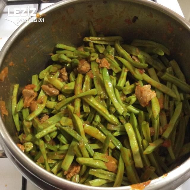 Etli Taze Fasulye Yemeği