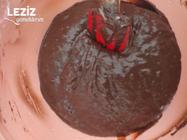 Muffin Kalıbında Çikolatalı Kahveli Kek