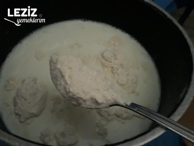 Efsaneniz Olacak Çilekli Magnolia Tatlısı