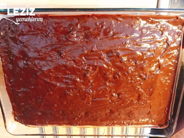 Çikolata Pudingli Dolgulu Kek