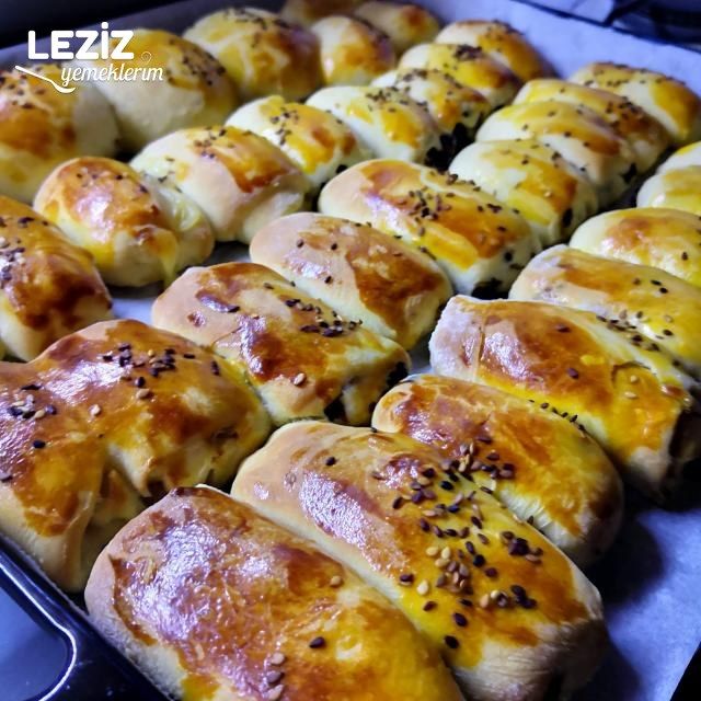 Nefis Zeytinli Çörek