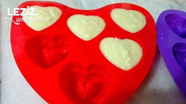 Portakal Soslu İrmik Tatlısı