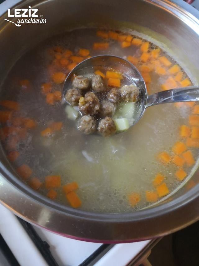 Valide Sultan Çorbası Tarifi (Saray Mutfağından)