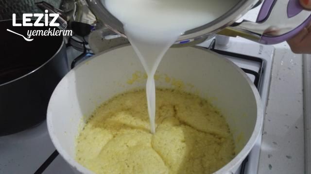 Dondurmalı İrmik Tatlısı