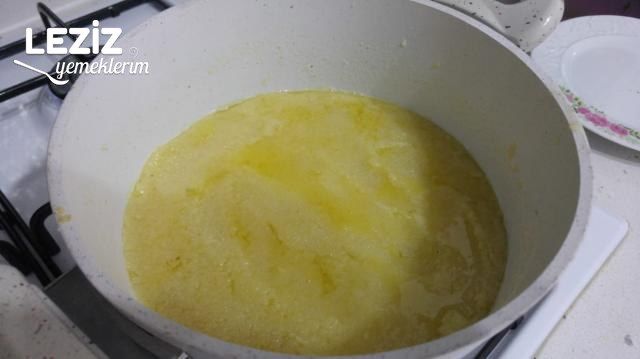 Dondurmalı İrmik Tatlısı