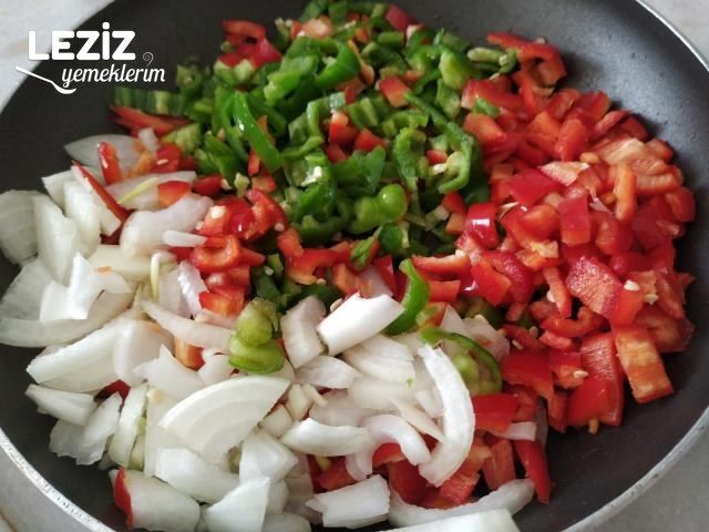 Sebzeli Çökelek Kavurması