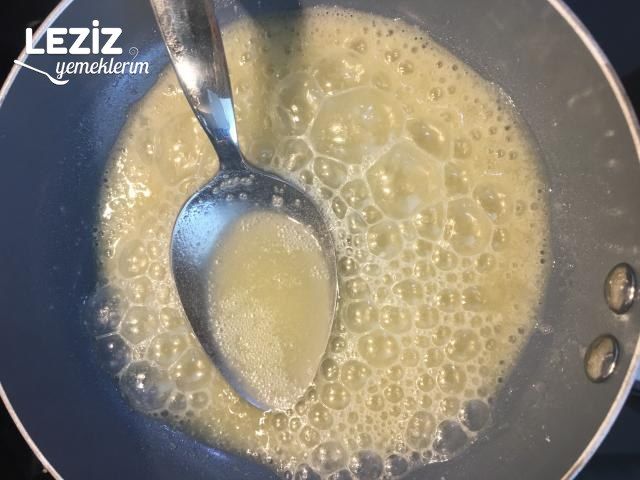 Pırasa Yapraklı Mercimek Çorbası