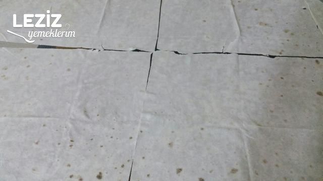 Beşamel Soslu Yufka İle Bohça Kebabı